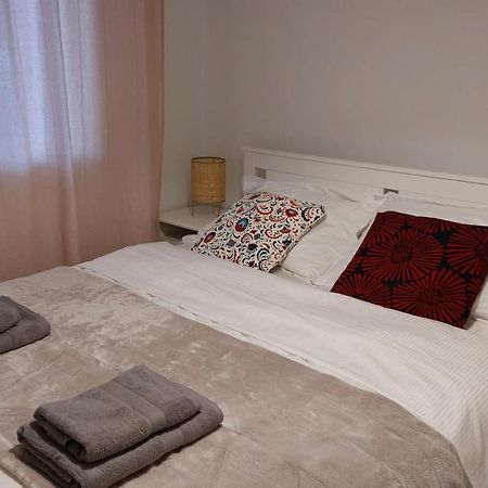 Aurora Apartment, زادار المظهر الخارجي الصورة
